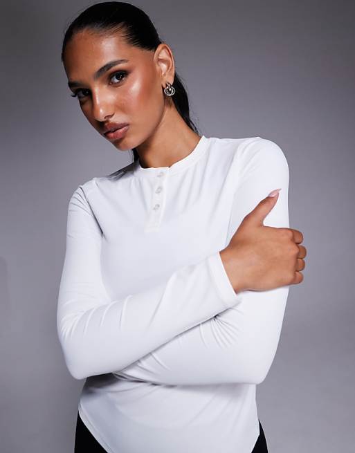 4505 Active Rib Quick Dry Long Sleeve Henley Layering Top In White