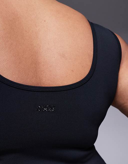 4505 Curve Icon Active Slightly Cropped Vest In Black