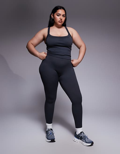 4505 Curve Seamless Sculpting Vest With Inner Bra And Adjustable Straps In Flint Grey