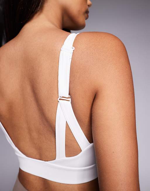 4505 Fuller Bust Icon Active Medium Support Sports Bra With Removable Padding And Adjustable Straps In White