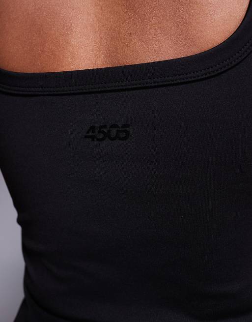 4505 Icon Active Slightly Cropped Vest In Black