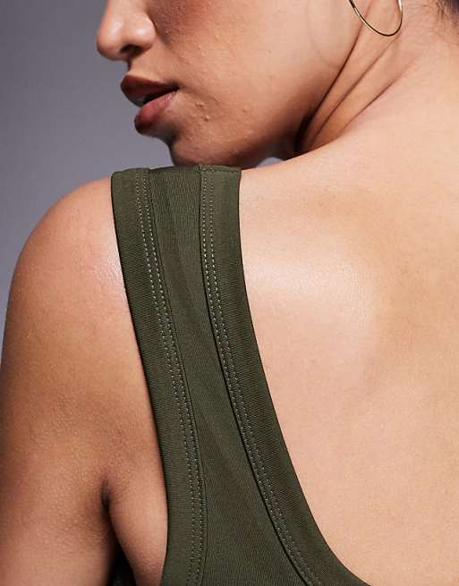 4505 Icon Active Slightly Cropped Vest In Khaki