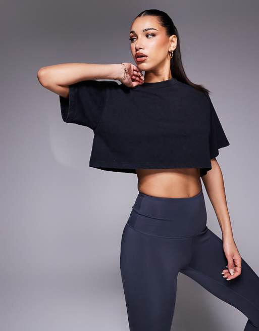 4505 Icon heavyweight cotton cropped t-shirt with quick dry finish in washed black