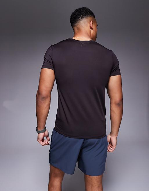 4505 Icon Quick Dry Muscle Fit Training T-shirt In Coffee