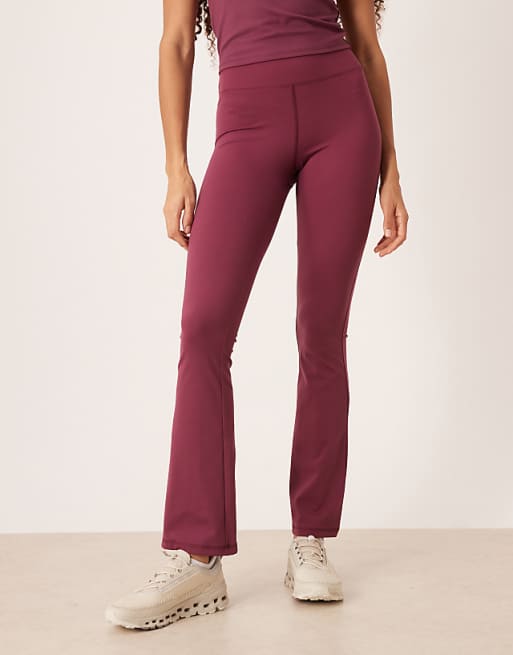 4505 Icon Soft Touch High Waist Slim Kick Yoga Legging In Mulberry
