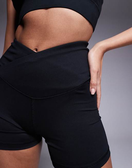 4505 Icon Soft Touch Wrap Waist 3 Inch Booty Short In Black
