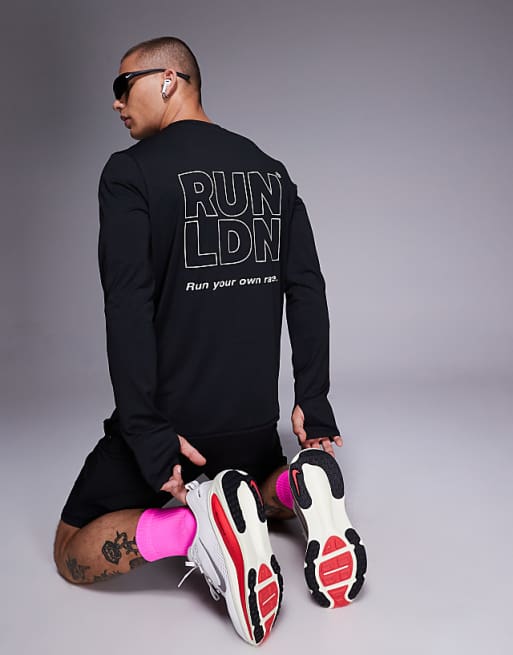 4505 RUN LDN back print mesh running long sleeve t-shirt in black