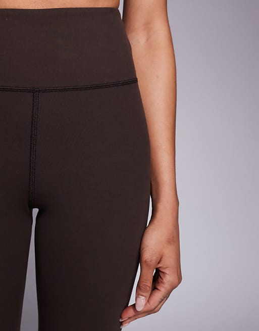 4505 Tall Icon Soft Touch High Waist Slim Kick Yoga Legging In Chocolate