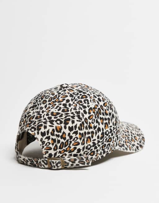47 Brand NY Yankees Clean Up Cap In All Over Washed Leopard