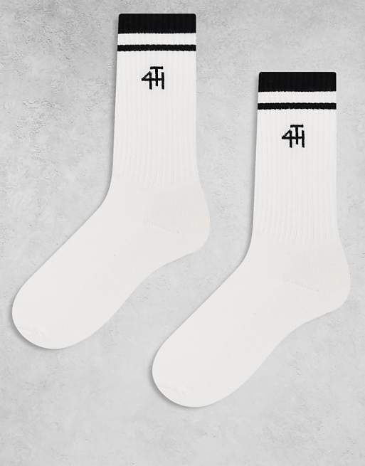 4th & Reckless contrast embroidered logo 2 pack crew socks in white