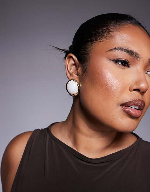8 Other Reasons white resin stud earrings in gold