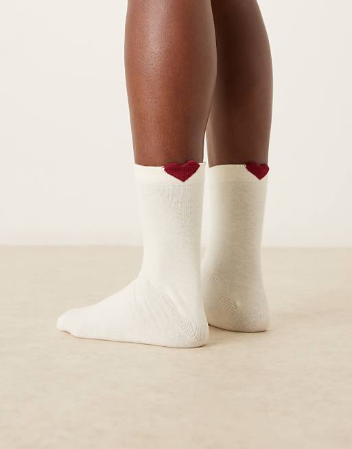 Accessorize 3D heart socks in cream