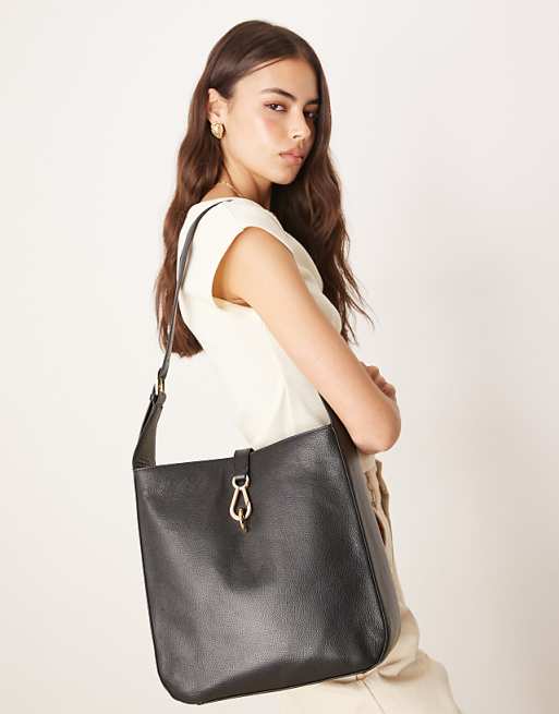 Accessorize leather shoulder bag in black