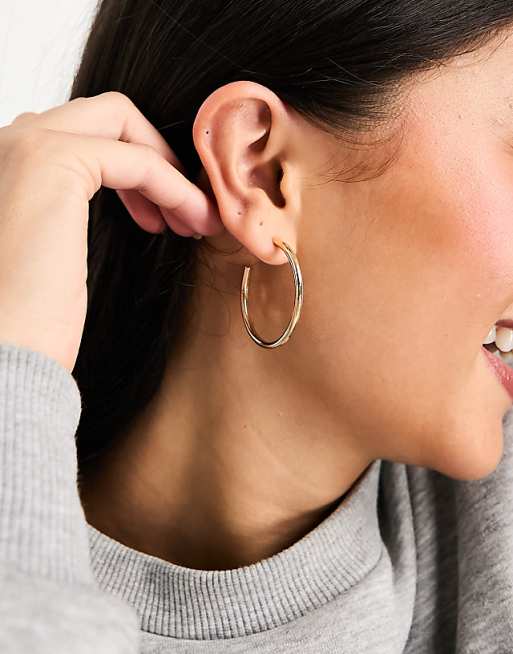 Accessorize small simple hoop in gold