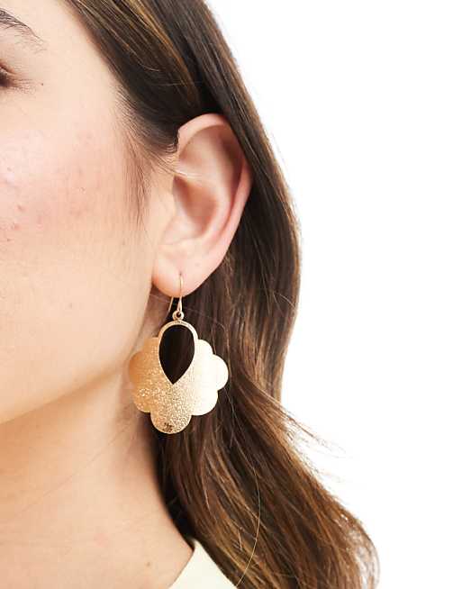 Accessorize textured cloud drop earrings in gold