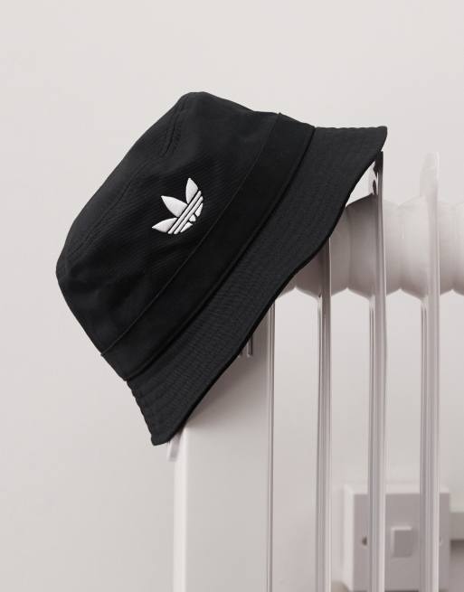 Adidas Originals Adicolor Trefoil Bucket Hat In Black