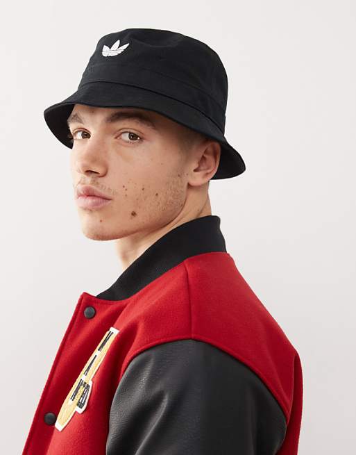 adidas Originals Adicolor Trefoil Bucket Hat in black