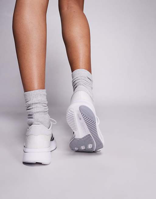 Adidas Running Adizero SL2 Trainers In White And Black