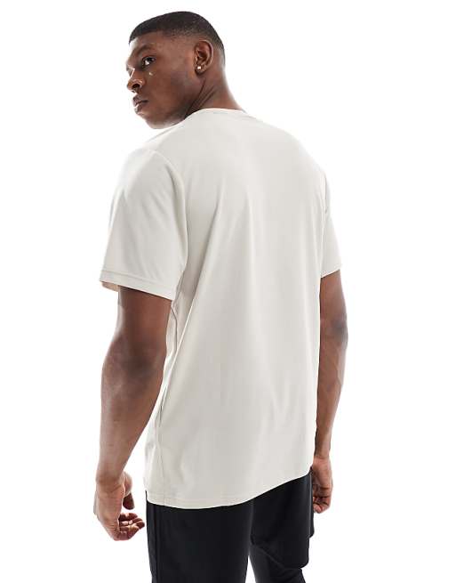 Adidas Training Essentials T-shirt In Stone