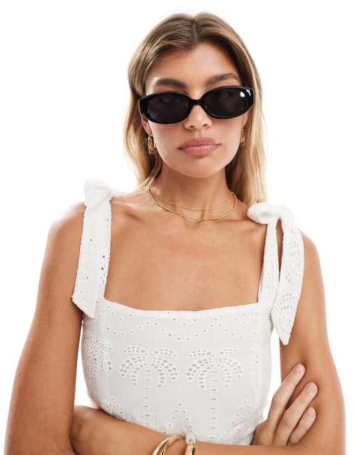 Aire Affinity Oval Sunglasses In Black With Smoke Lens
