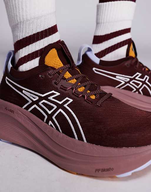 Asics Gel-Nimbus 27 Tr Running Trainers In Red