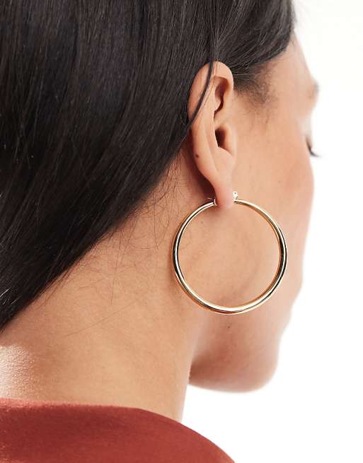 DESIGN 14k Gold Plated Earrings With Graduated Skinny Hoop Detail