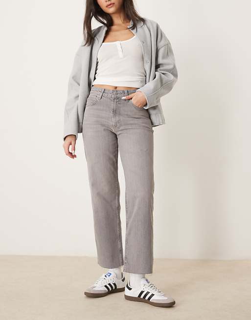 DESIGN ankle grazer straight leg jeans in grey