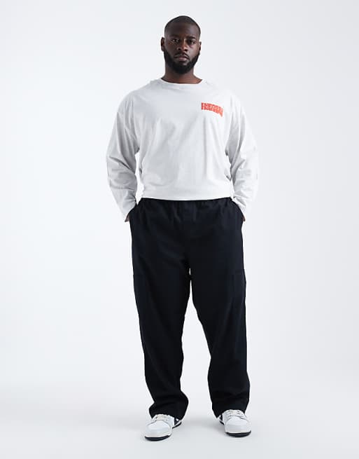 DESIGN Baggy Pull On Cargo Trousers In Black