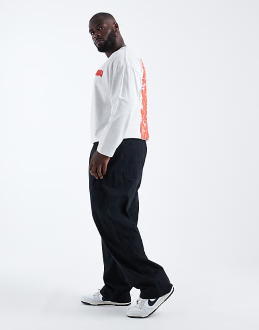 DESIGN Baggy Pull On Cargo Trousers In Black