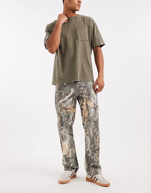DESIGN Baggy Trousers In Camo