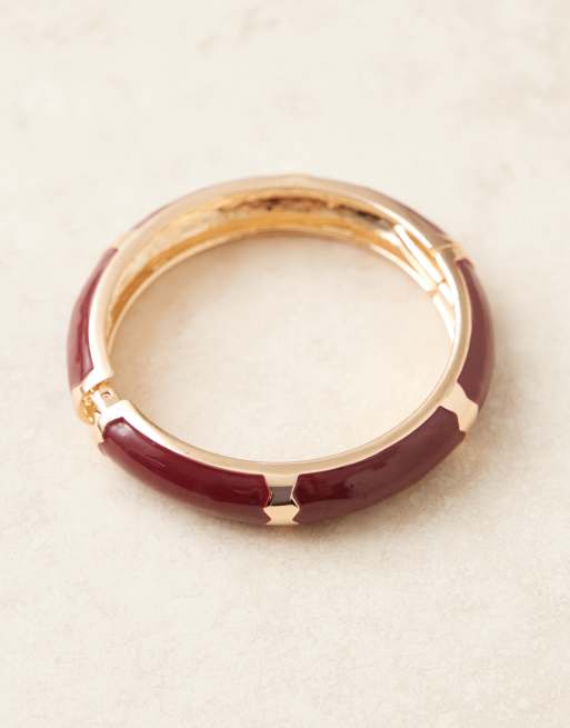 DESIGN Bangle With Burgundy Enamel In Gold Tone