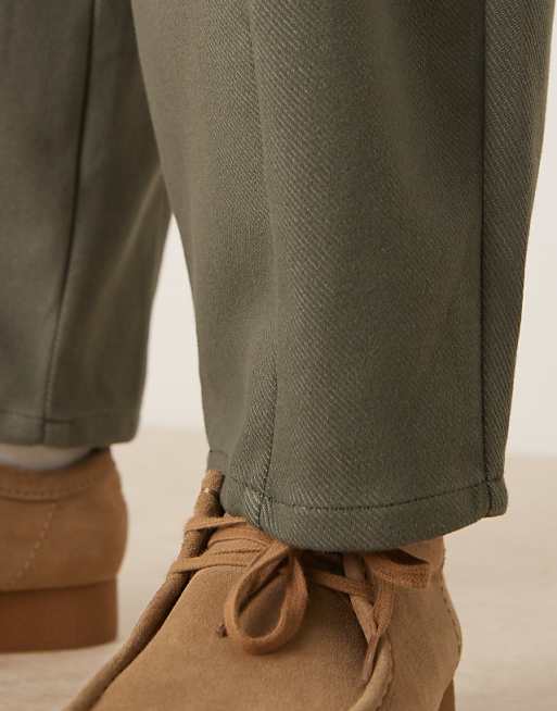 DESIGN Barrel Leg Twill Trousers In Khaki