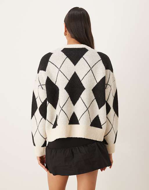 DESIGN Bow Placement Argyle Jumper In Black