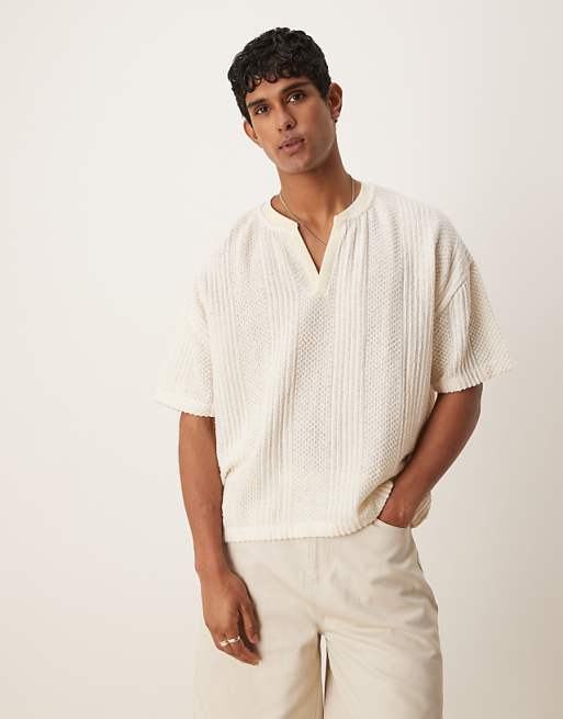 DESIGN boxy oversized t-shirt with dropped shoulder and v neck in cream texture