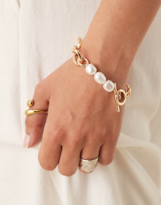 DESIGN Chain Bracelet With T-bar And Faux Pearl Details In Gold Tone