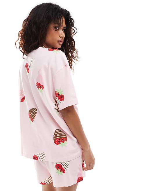 DESIGN Chocolate Strawberry Oversized Tee & Short Pyjama Set In Pink