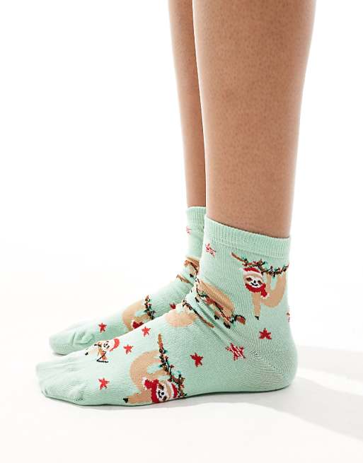 DESIGN Christmas ankle length sloth sock in green