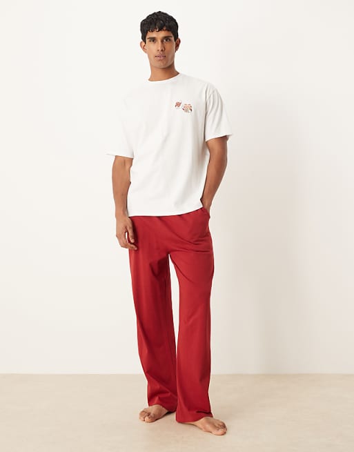 DESIGN Christmas Pyjama Set With Characters Graphic In Red