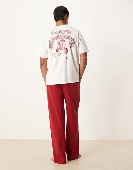 DESIGN Christmas pyjama set with characters graphic in red