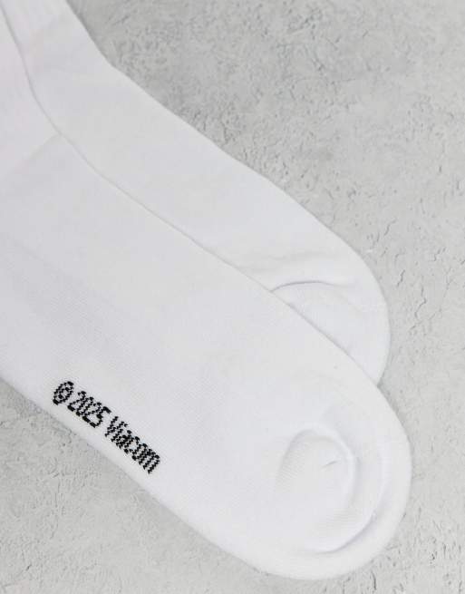 DESIGN Christmas Socks With Squidward Graphic In White
