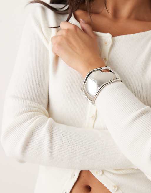 DESIGN chunky bangle in silver tone