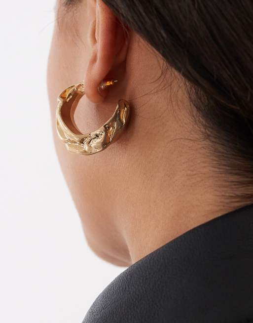 DESIGN Chunky Hoop Earrings In Brushed Gold Tone