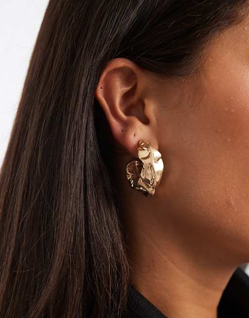 DESIGN chunky hoop earrings in brushed gold tone