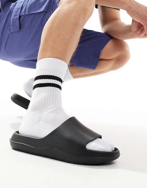 DESIGN Chunky Sliders In Black