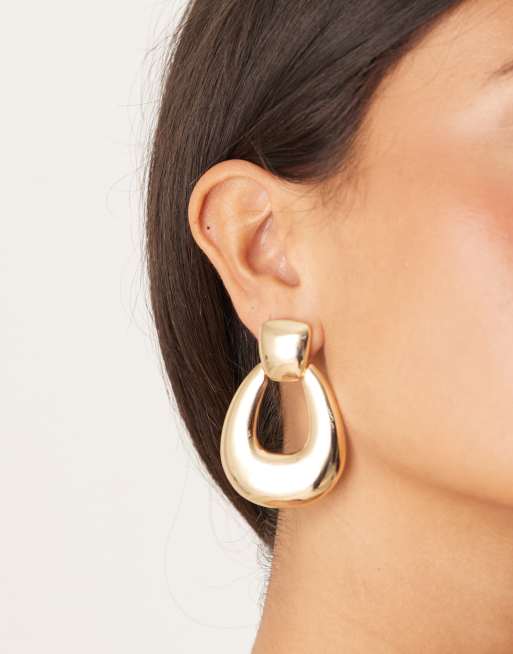 DESIGN Clean Door Knocker Stud Earrings In Gold Tone