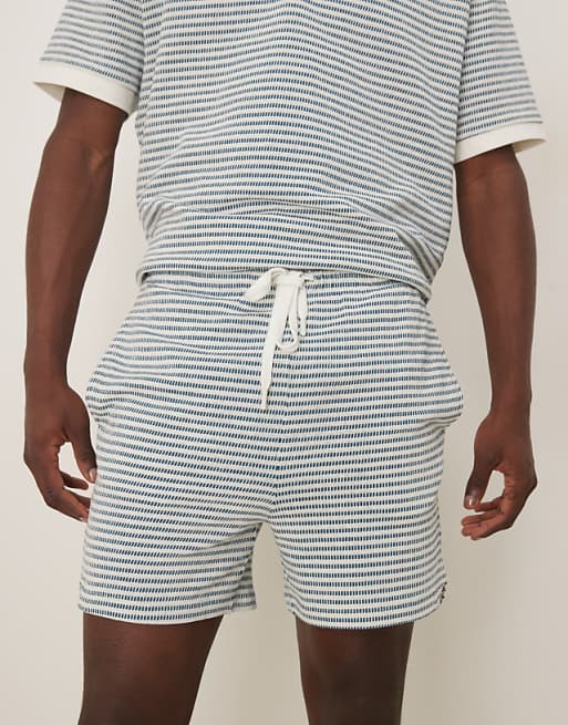DESIGN Co-ord Crotchet Stripe Shorts In In Neutral Textured Stripe