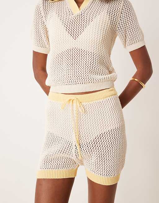 DESIGN Co-ord Knitted Open Stitch Contrast Trim Shorts In Cream And Yellow