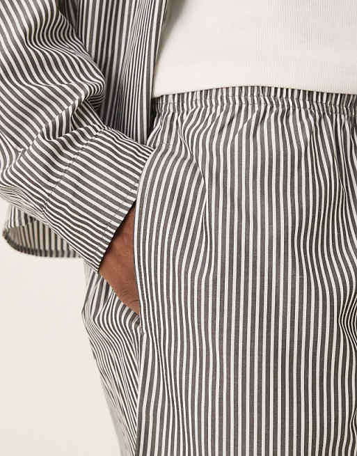 DESIGN Co-ord Stripe Short In Grey