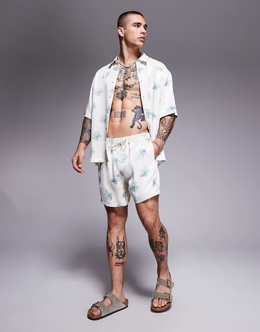 DESIGN co-ord with floral print in neutral
