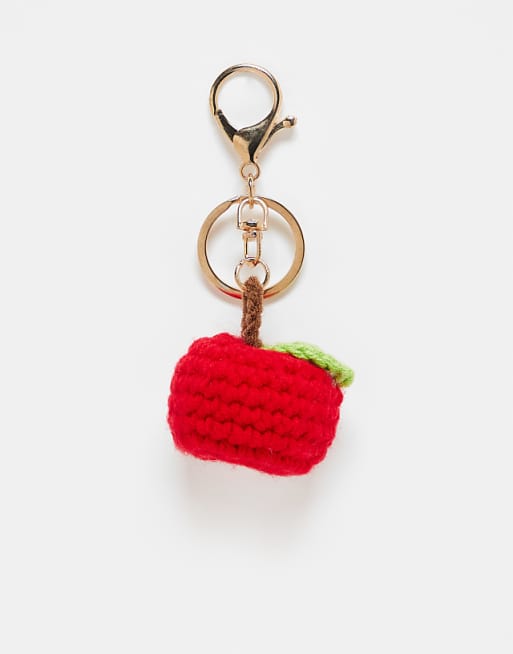 DESIGN crochet apple bag charm